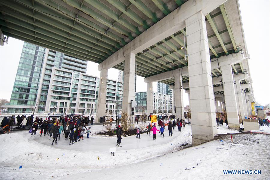 CANADA-TORONTO-BENTWAY SKATE TRAIL