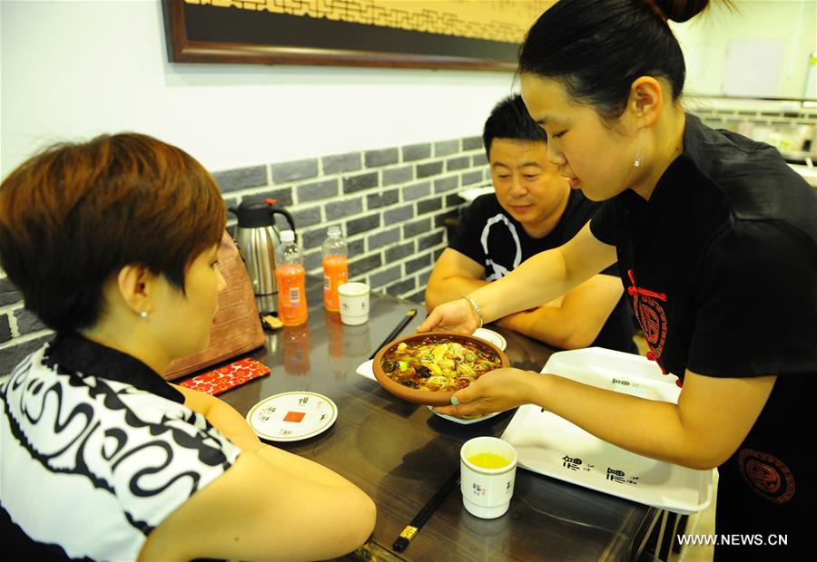 CHINA-SHANDONG-NOODLE MAKING (CN)