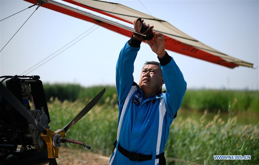 CHINA-NINGXIA-YINCHUAN-FARMER-PILOT (CN)