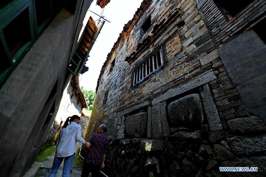 CHINA-FUJIAN-SHAOWU-TRADITIONAL ARCHITECTURE (CN)