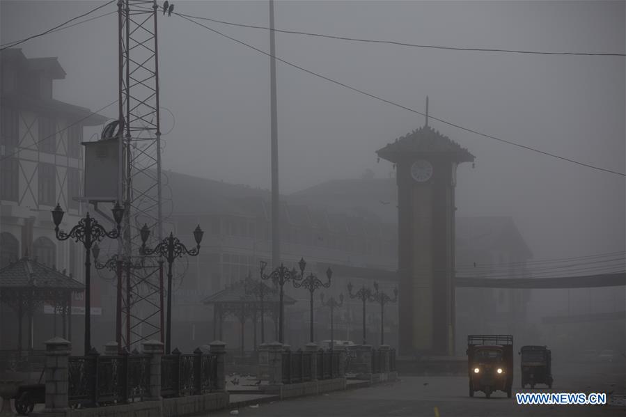 INDIA-CONTROLLED KASHMIR-SRINAGAR-WEATHER-FOG