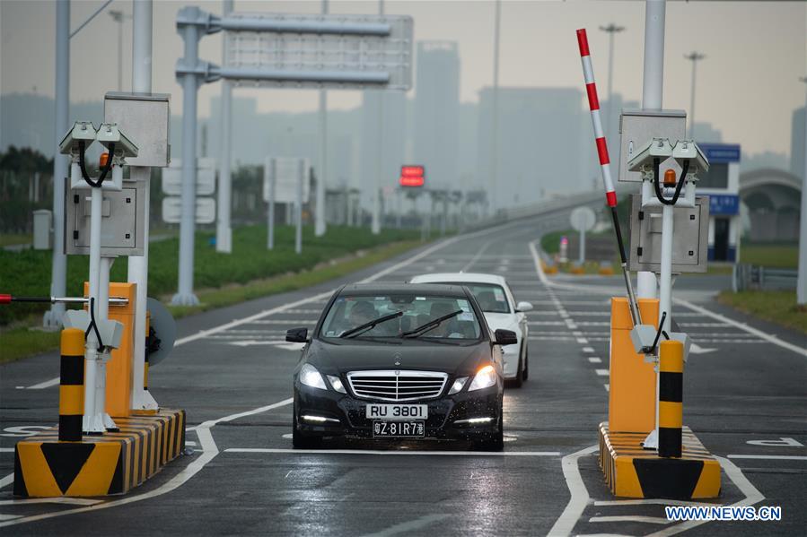 CHINA-HONG KONG-ZHUHAI-MACAO BRIDGE-PUBLIC TRAFFIC-OPEN (CN)