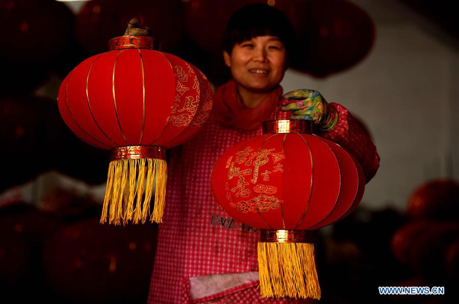 #CHINA-HEBEI-SHIJIAZHUANG-RED LANTERN-PRODUCTION (CN)