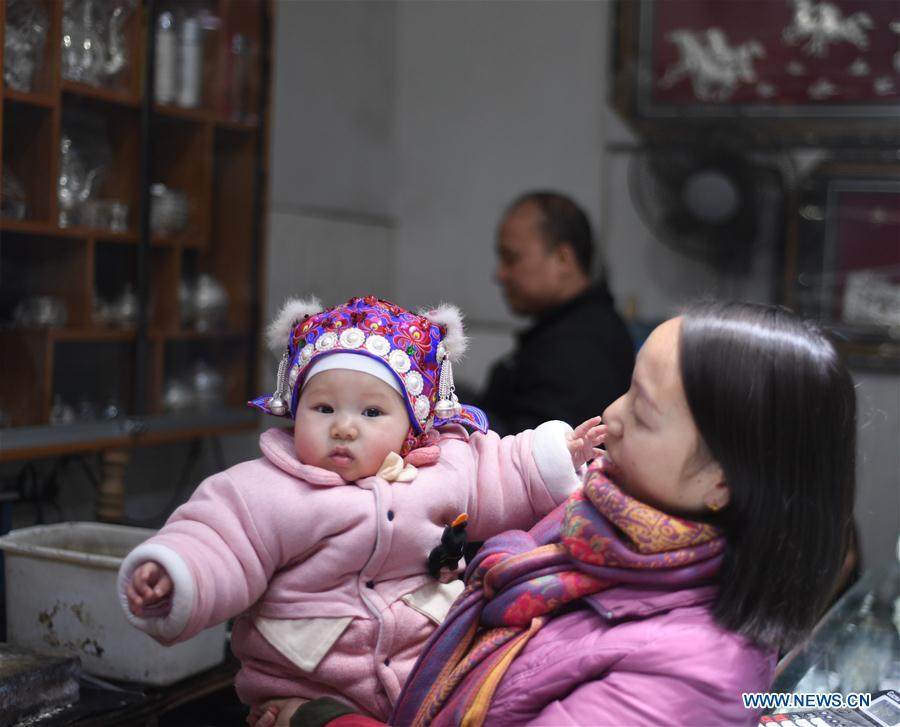 #CHINA-GUIZHOU-QIANDONGNAN-SILVER HANDICRAFTS (CN)