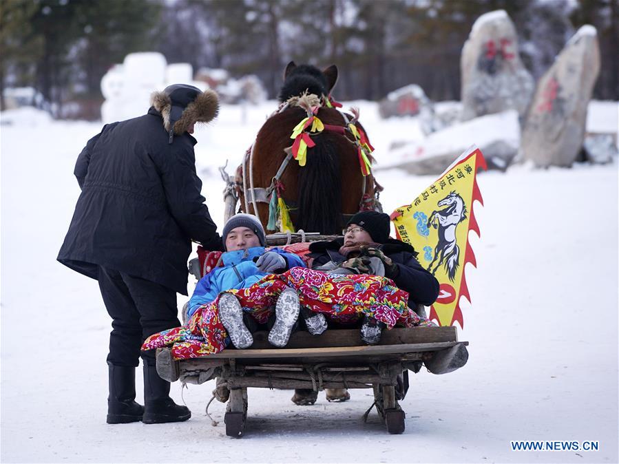 XINHUA PHOTOS OF THE DAY