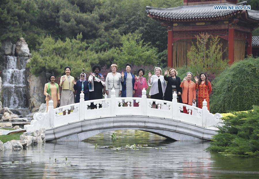 (BRF)CHINA-BEIJING-BELT AND ROAD FORUM-PENG LIYUAN-FOREIGN LEADERS' SPOUSES-CHINESE OPERA (CN)