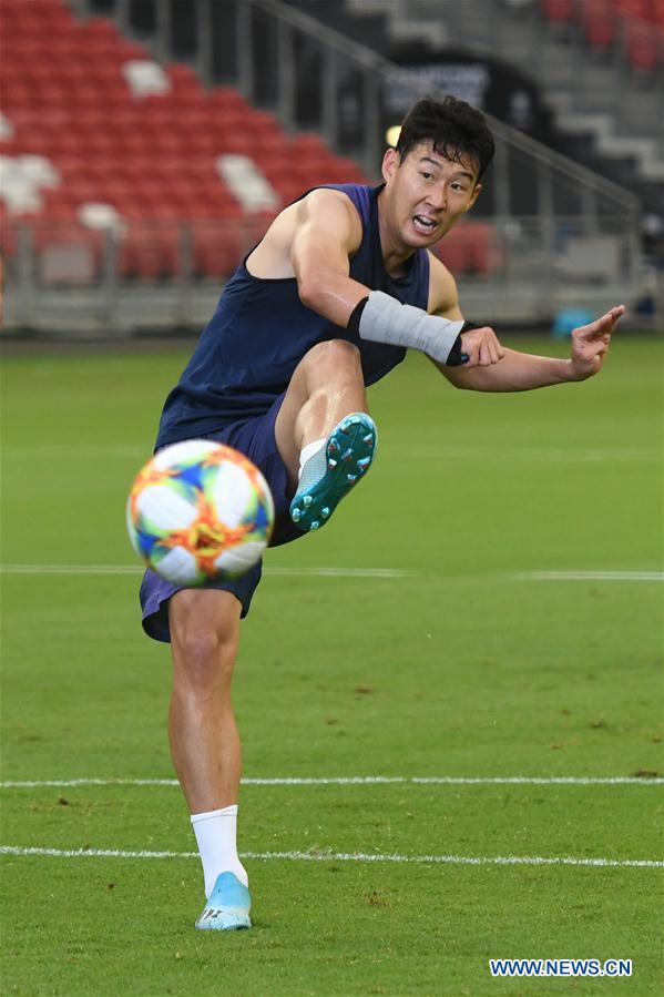 (SP)SINGAPORE-FOOTBALL-INTERNATIONAL CHAMPIONS CUP-TOTTENHAM HOTSPUR-TRAINING SESSION