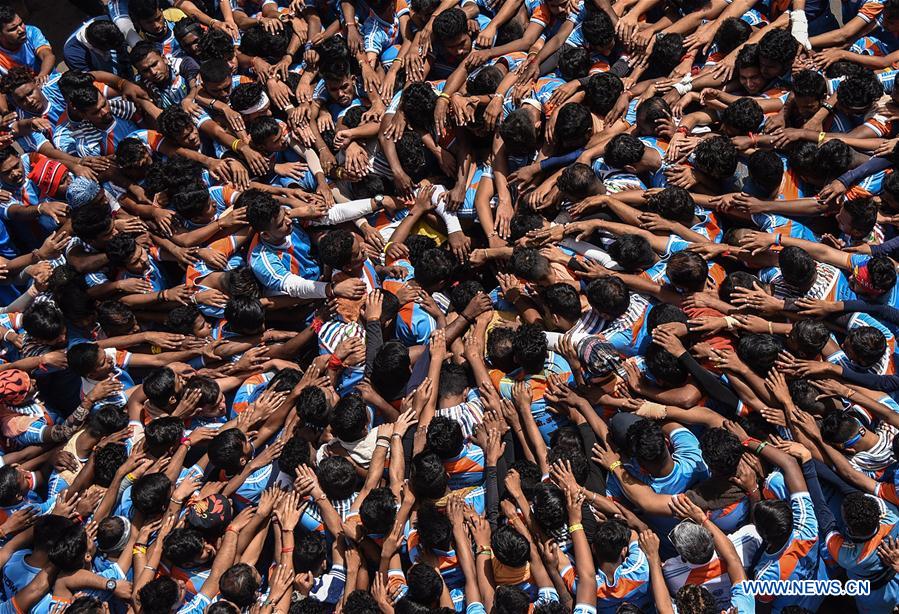 INDIA-MUMBAI-FESTIVAL-JANMASHTAMI