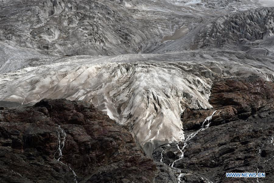 CHINA-TIBET-SNOW MOUNTAIN (CN)