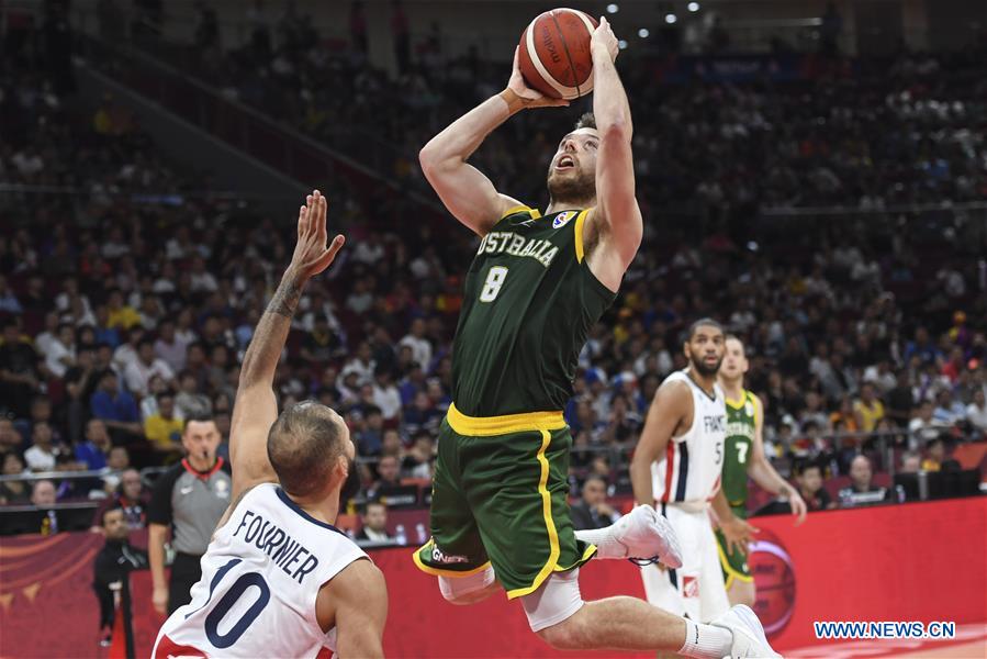 (SP)CHINA-BEIJING-BASKETBALL-FIBA WORLD CUP-FRA VS AUS (CN)