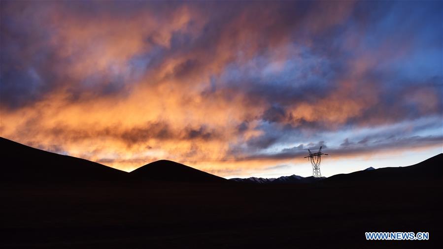 CHINA-TIBET-AUTUMN SCENERY (CN)