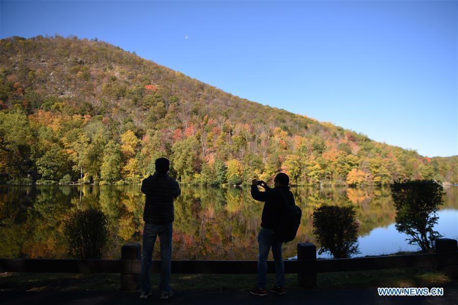 U.S.-NEW YORK-AUTUMN SCENERY