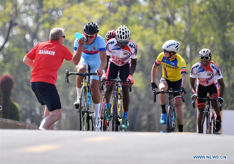 (SP)CHINA-WUHAN-7TH MILITARY WORLD GAMES-CYCLING ROAD