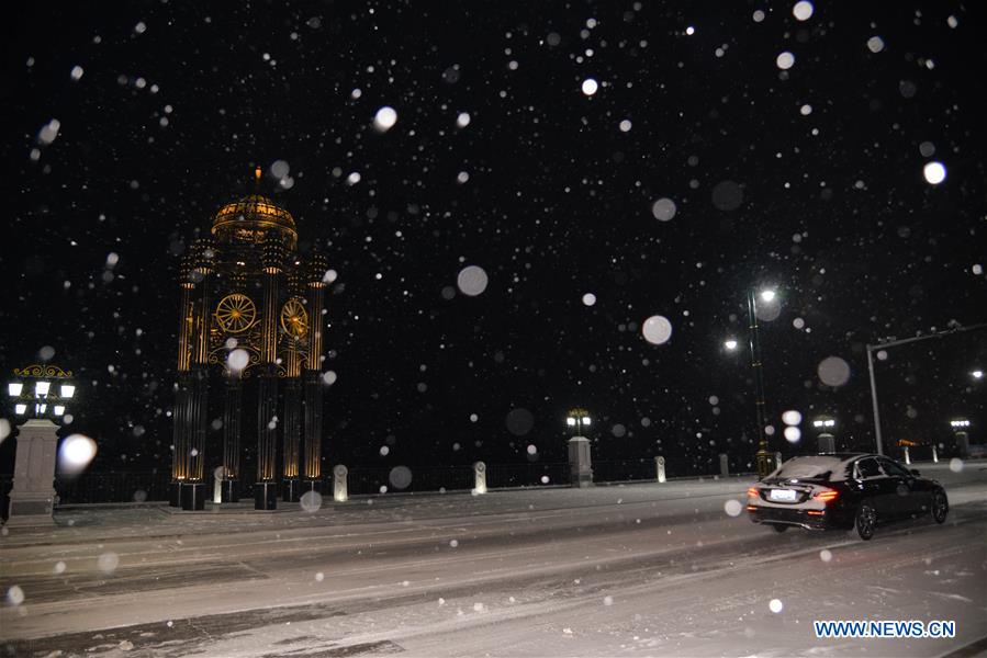 CHINA-INNER MONGOLIA-MORIN DAWA-SNOWFALL (CN)