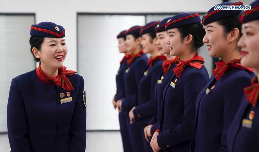 CHINA-HUBEI-BULLET TRAIN STEWARDS-ETIQUETTE TRAINING (CN)