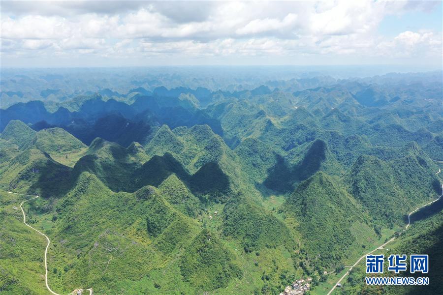 （新华全媒头条·图文互动）（9）“石山王国”筑路记